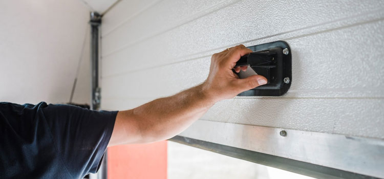 Garage Door Security Locks in Concord, ON