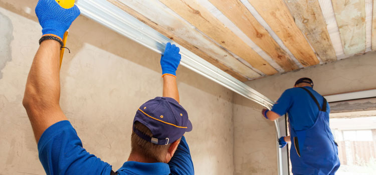 Same Day Garage Door Installation in Kensington Market, ON